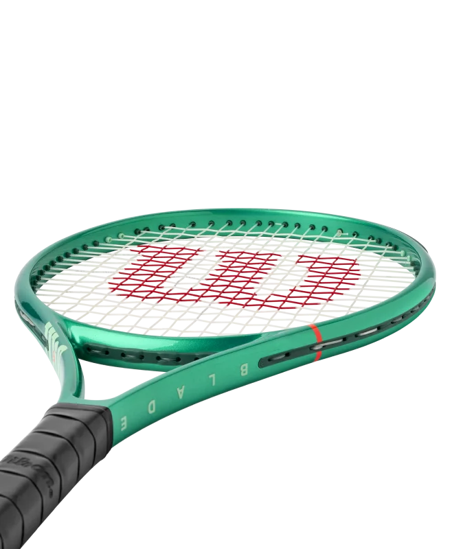 Wilson Blade 26 V10 Tennis Racket