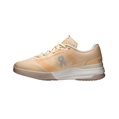 ON The Roger Advantage Pro All Court Women Tennis Shoes - Blonde