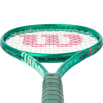 Wilson Blade 98S V10 Tennis Racket